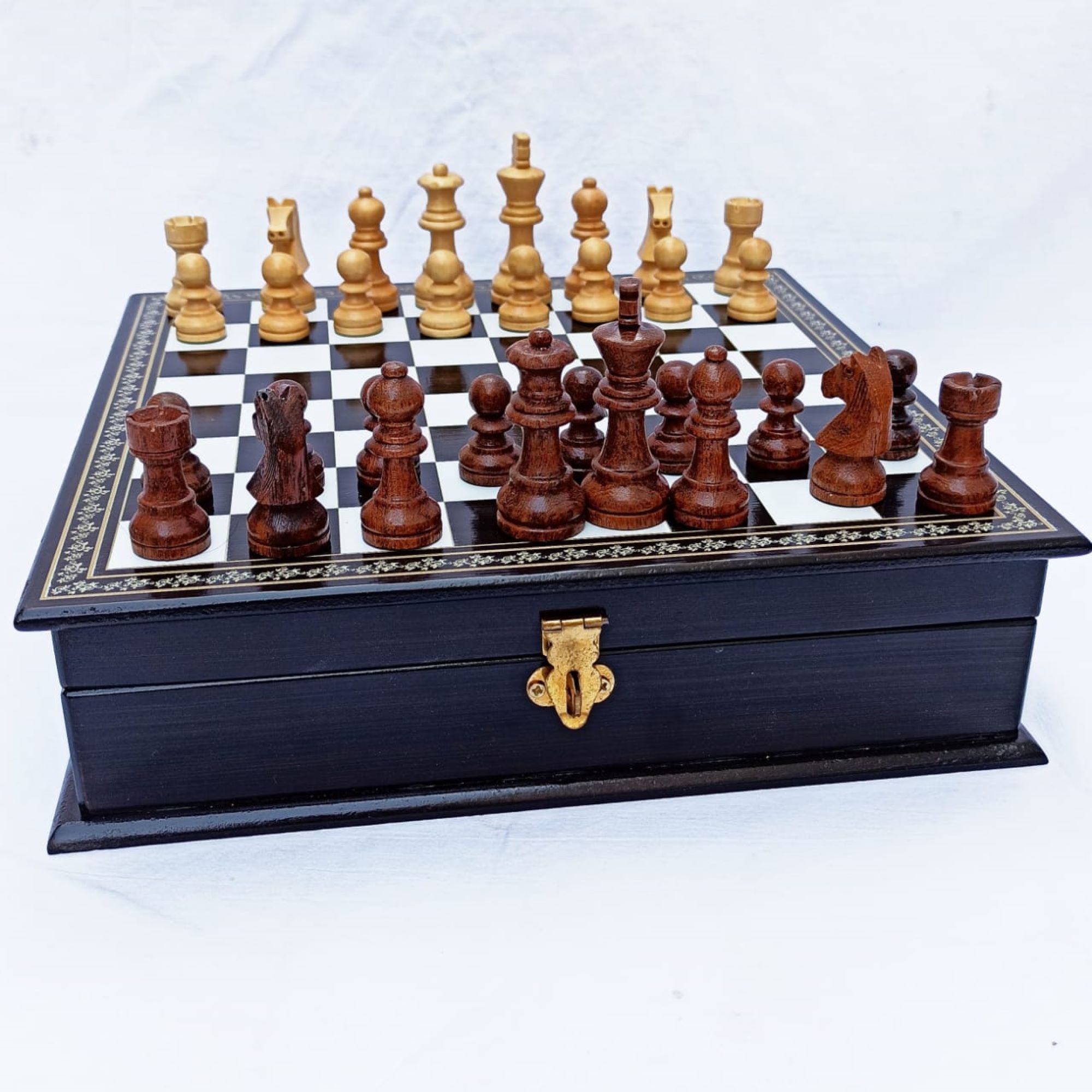Wooden Chess Box